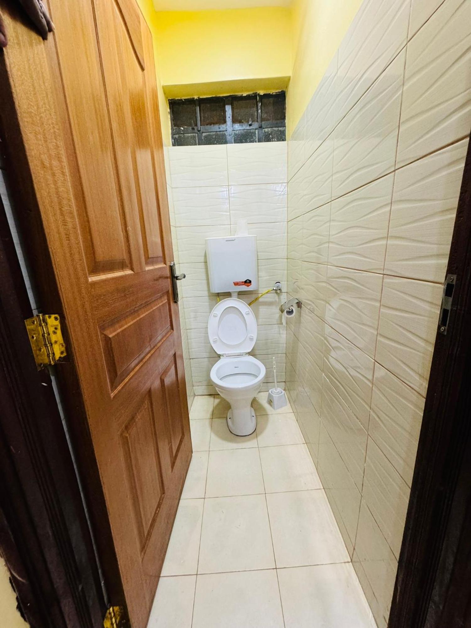 Apartment Lovely 2 Bedroom In *